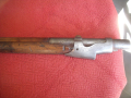 
													fusil modèle 1777 avec baionette dont le canon a été remplacé par une pièce en bois
												