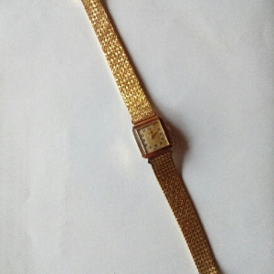 Bracelet et montre femme Tissot / Suisse