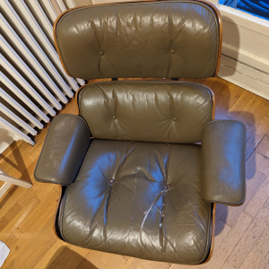 Charles Eames lounge et ottoman