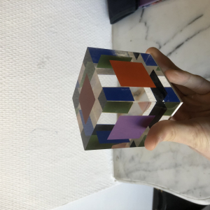 Mini Cube plexiglas Jesus-Rafael Soto