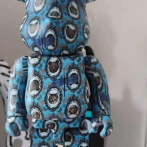 Bearbrick 400% +100% " Robe Japonica bleu " Medicom Toy