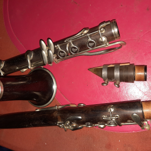 clarinette retamponnée prête pour en jouer longueur=63 cm DOLNET Lefevre Manges