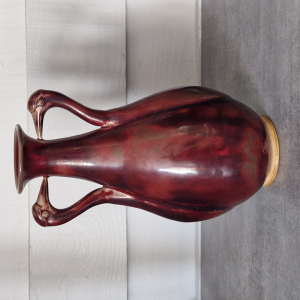 Vase avec anses à décor d'oiseaux