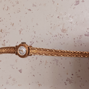 Montre ancienne femme