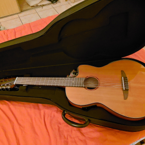 Guitare Yamaha NCX-1C