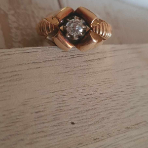 bague en or avec diamand