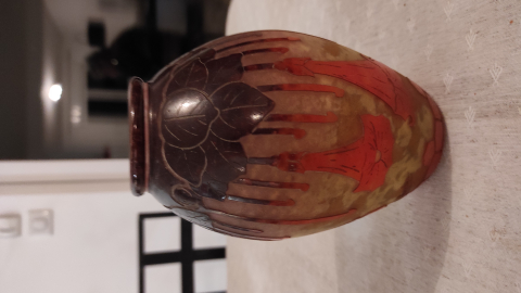 
															Vase signé Charder
														