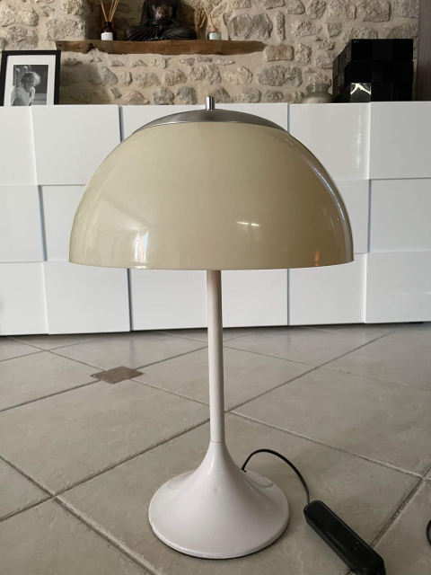 
															Lampe champignon LUM
														