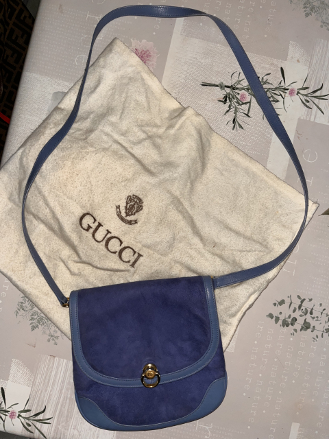 
															Sac bandoulière Gucci
														