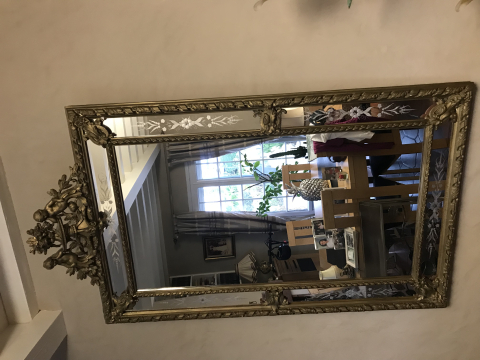 
															MIROIR ANCIEN
														