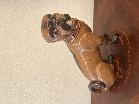 
															Figure of a dog in glazed faience by Émile Gallé
														