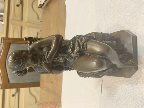 
															Statuette bronze
														