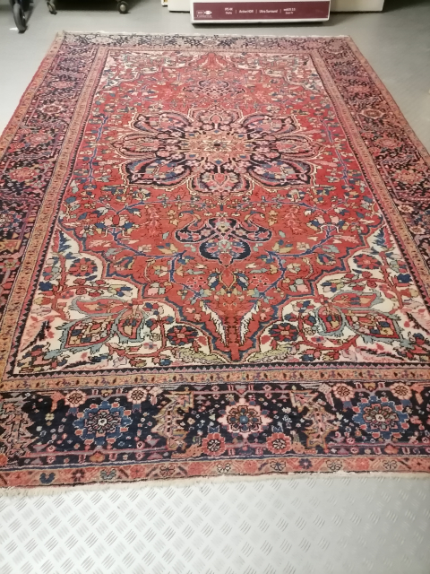 
															Tapis oriental
														