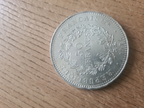 
															20 pièces de 50 francs à vendre
														