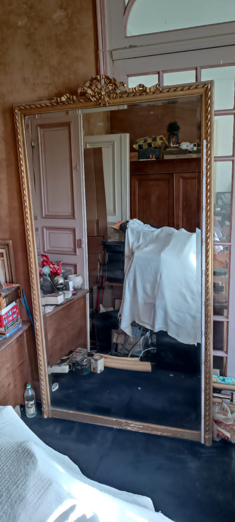 
															Miroir Ancien au Plomb
														