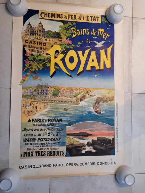 
															affiche royan
														