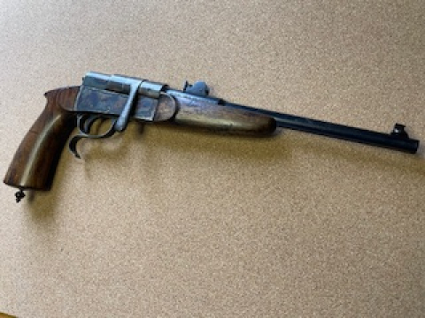 
															Pistolet Buffalo 1897
														