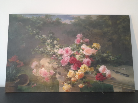 
															Gustave bienvetu jetée de roses sur un banc de pierres
														