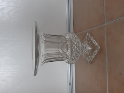 
															vase cristal
														