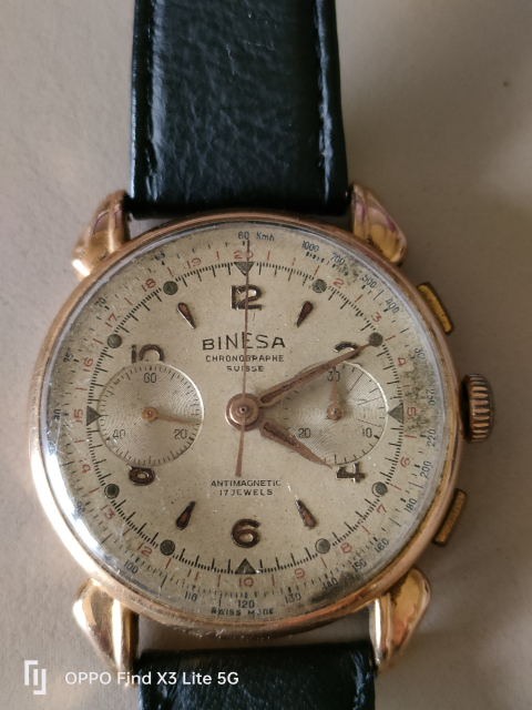 
															Montre Binesa chronographe Or 18 carats
														