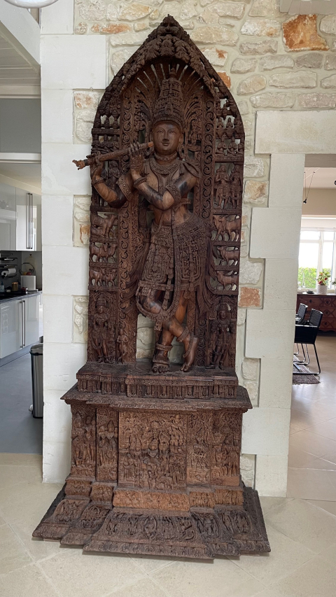 
															Statue bois palissandre contemporaine representant Krishna
														