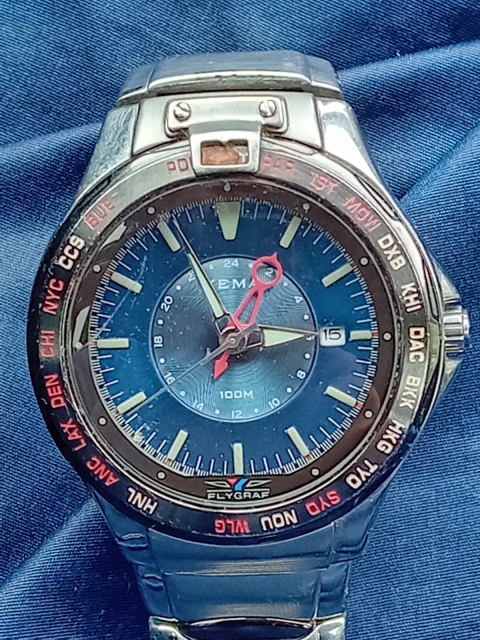 
															montre yéma quartz
														