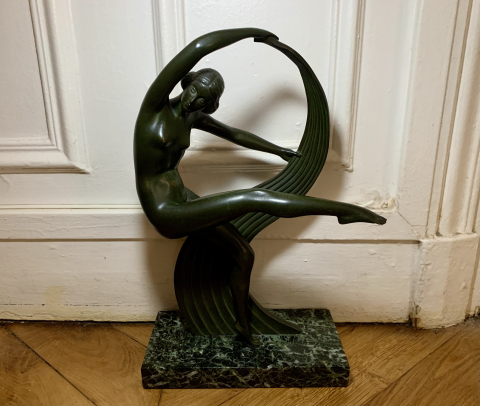 
															Danseuse bronze art déco
														