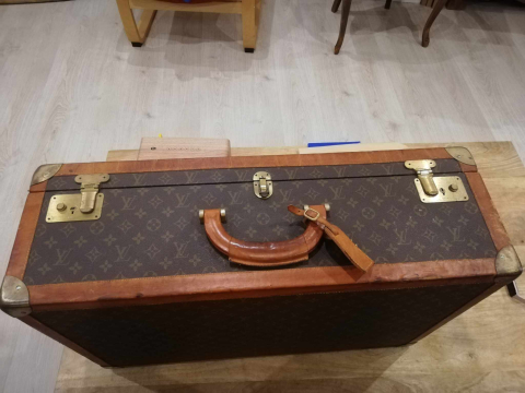 
															Valise Louis Vuitton
														