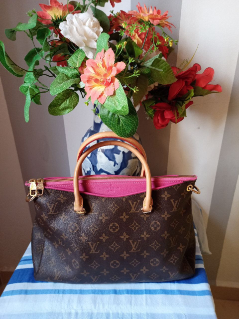 
															sac louis vuitton  pallas
														