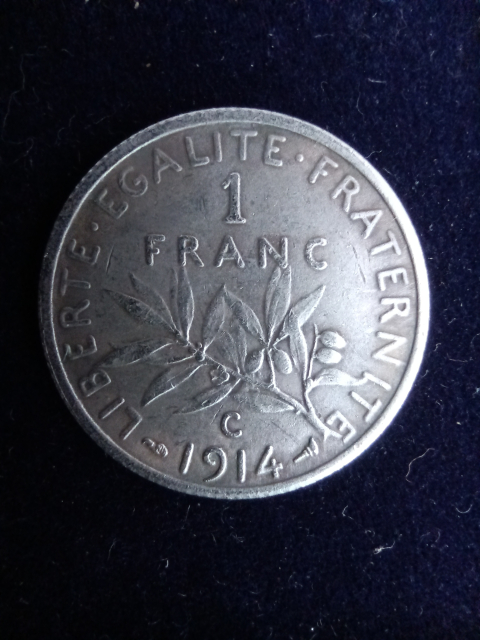 
															Pièce de monnaie
														