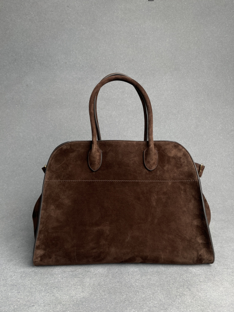 
															Sac Margaux 15 The Row en daim marron
														