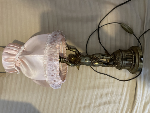 
															Lampe auguste moreau
														