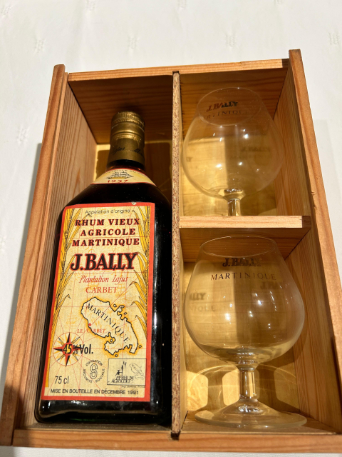 
															Rhum vieux J. BALLY Plantation Lajus 1957
														