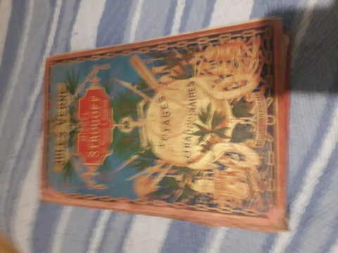 
															Livre de jules verne
														