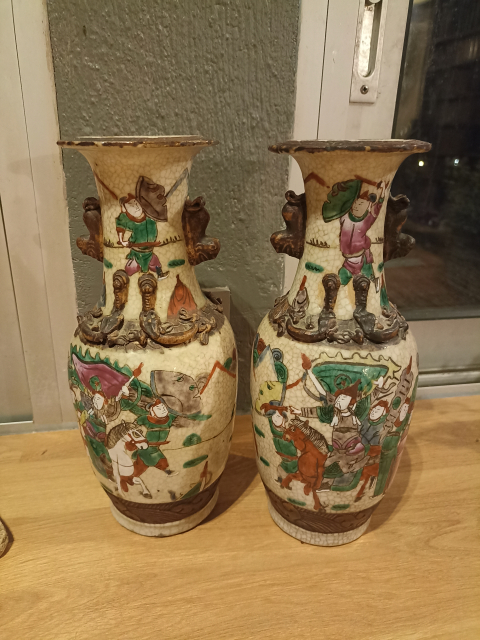 
															Vases chinois
														