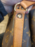 
													Sac a main Louis Vuitton
												