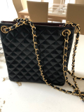 
													sac chanel
												