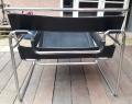 
													fauteuil wassily breuer B3
												