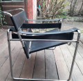 
													fauteuil wassily breuer B3
												