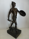 
													Bronze de E PICAULT  « De Jure »
												