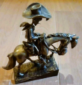 
													Lucky Luke et Jolly Jumper gravissant la colline / Bronze
												