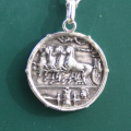 
													Médaille pendentif
												