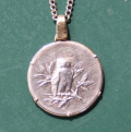 
													Médaille pendentif
												