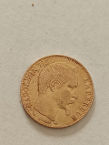 
													4 pièces de monnaie de empereur
												