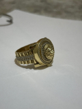 
													Bague or 18 carat sur mesure
												