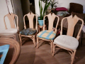 
													Table et chaises
												