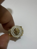 
													Bague or 18 carat sur mesure
												