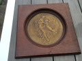 
													bas-relief bronze Aphrodite et Eros
												