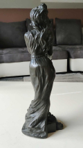 
													Bougeoir sculpture Femme belle Époque. Signé J. Lorieux J.Lorieux
												