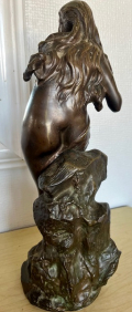 
													sculpture bronze signée Dubois
												